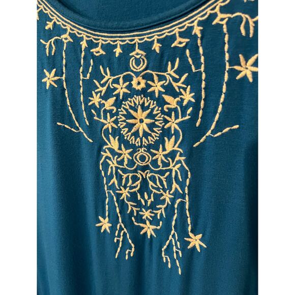 Philosophy Blue Tunic with White Embroidery Size 1X Boho Peasant Style Top - Picture 7 of 7